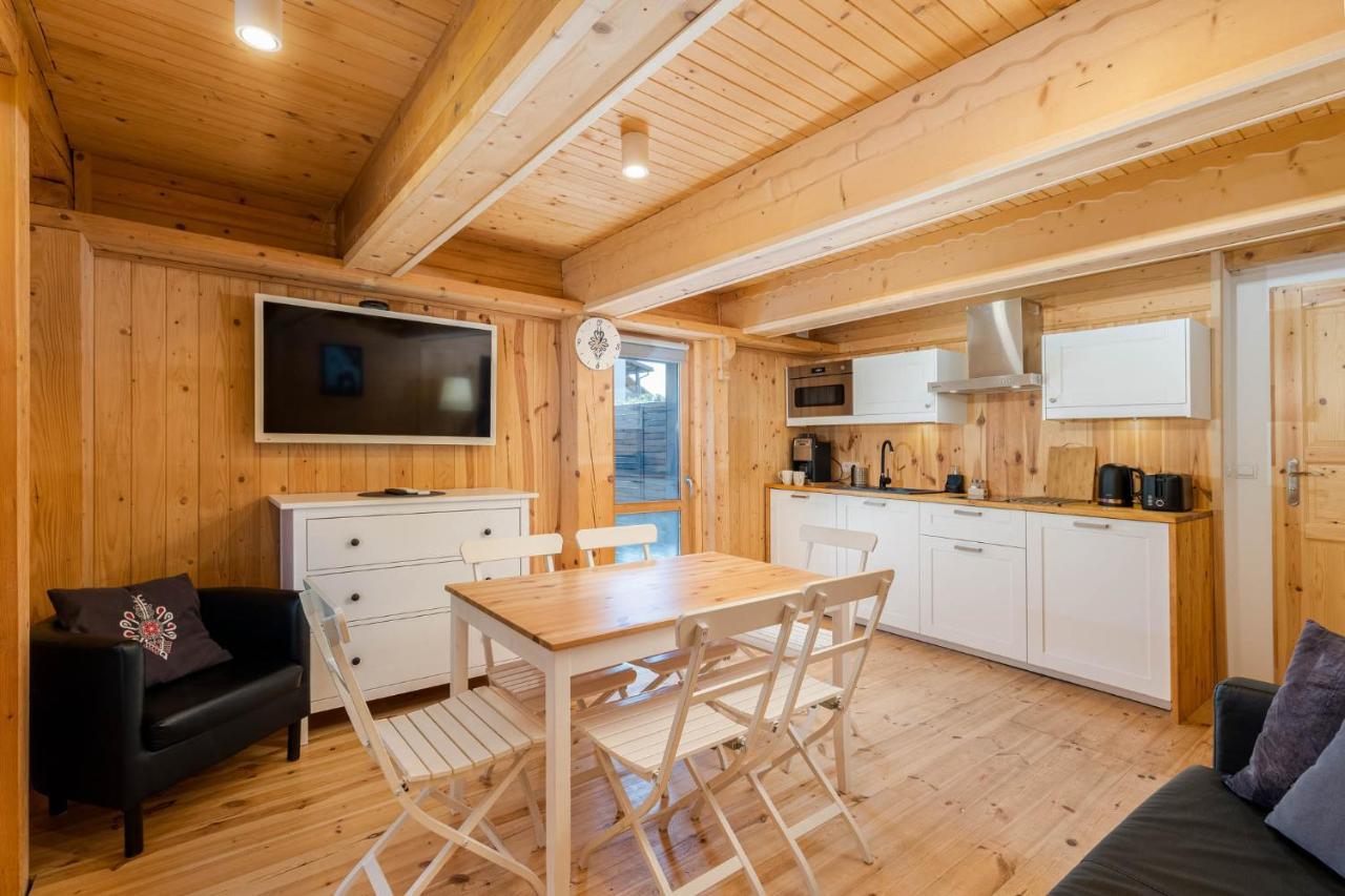 Uroczy Zakatek - Apartamenty W Centrum Zatora, Blisko Energylandii ภายนอก รูปภาพ
